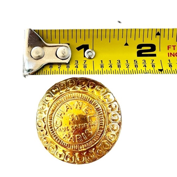 Authentic CHANEL Gold 31 Rue Cambon Round Typography Brooch Pin - Picture 10 of 10